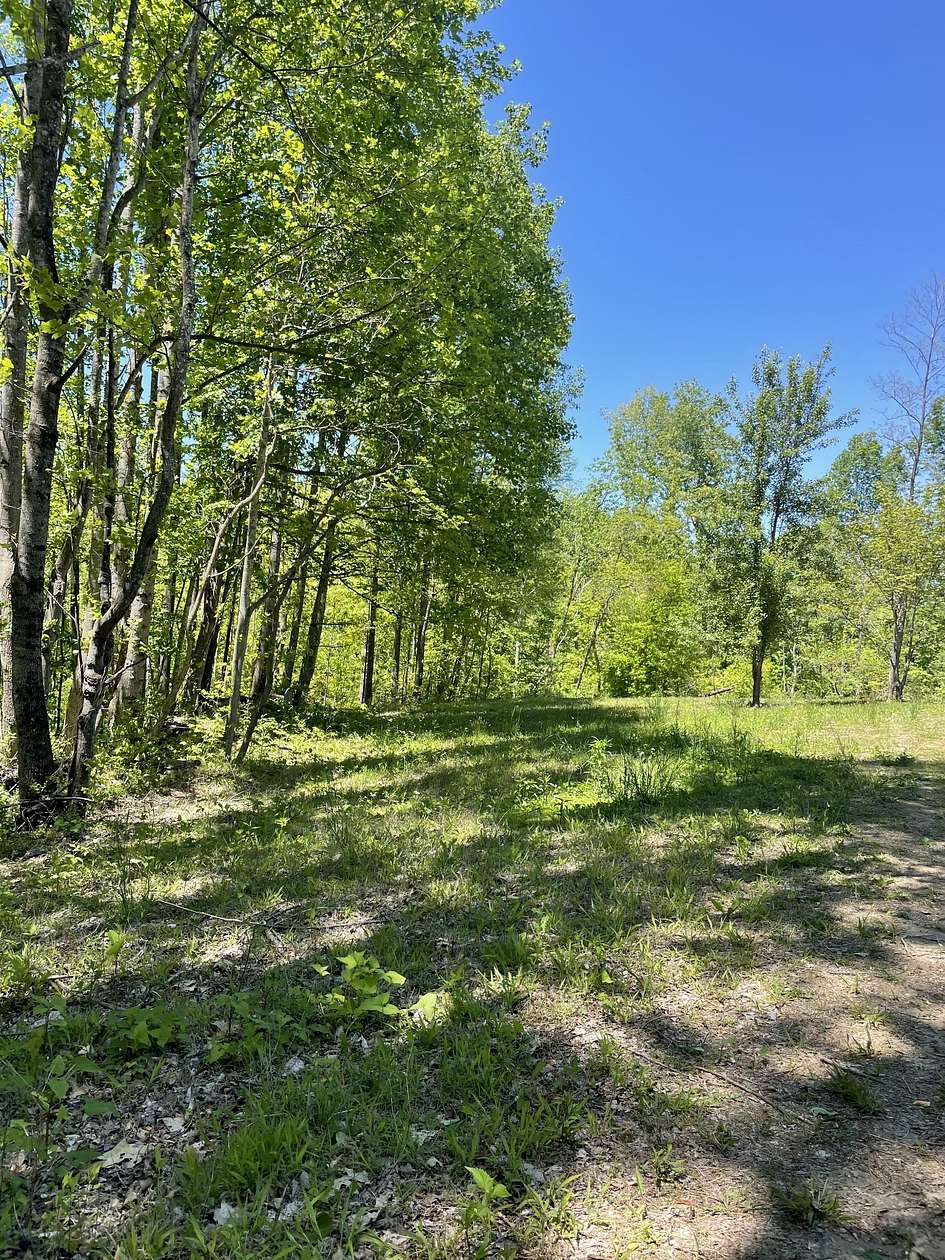 3.47 Acres of Residential Land for Sale in Lafayette, Tennessee