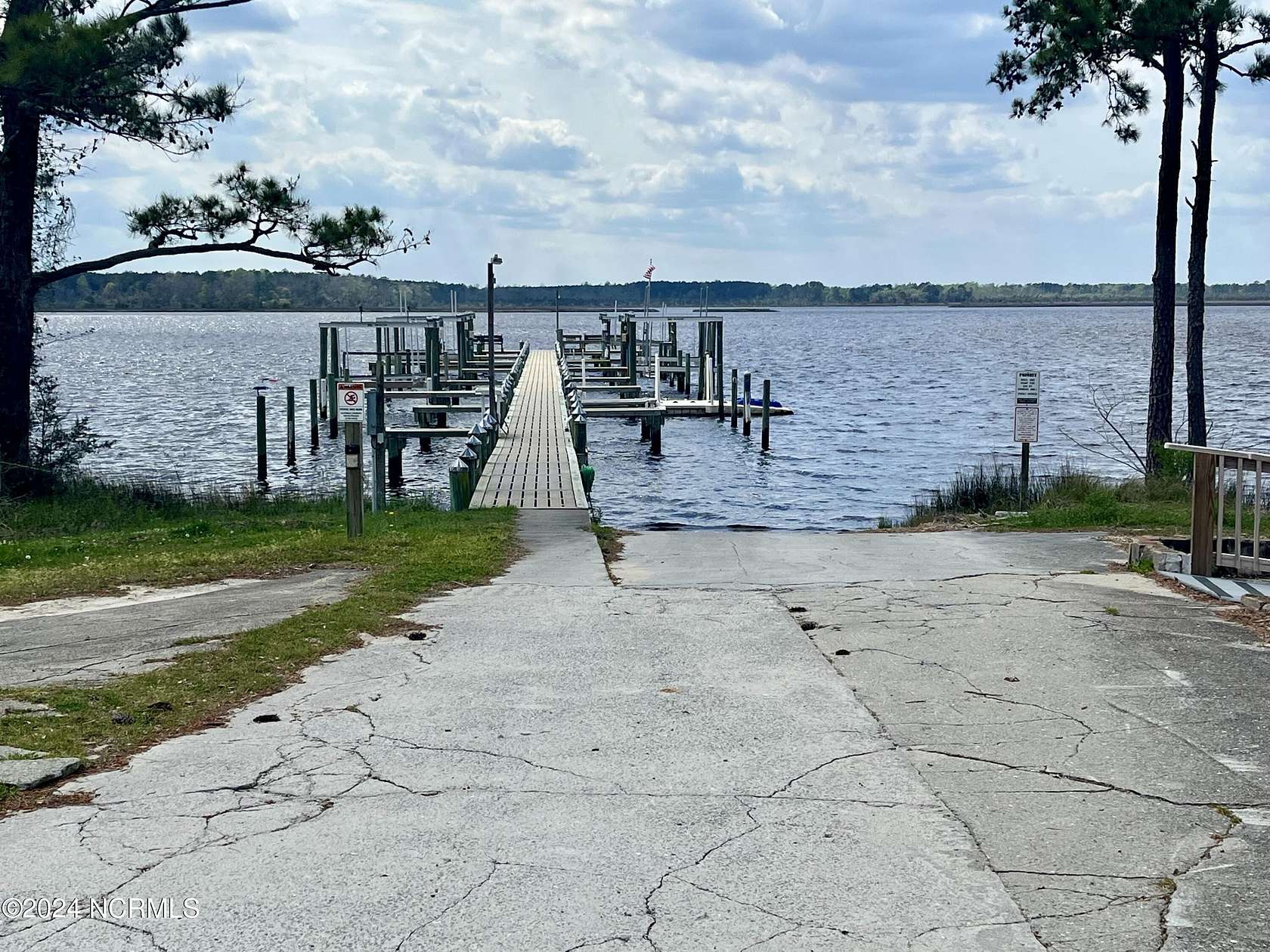 0.35 Acres of Residential Land for Sale in Stella, North Carolina