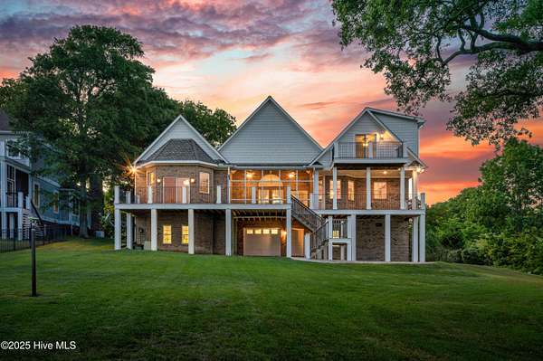 1.9 Acres of Residential Land with Home for Sale in Wilmington, North Carolina