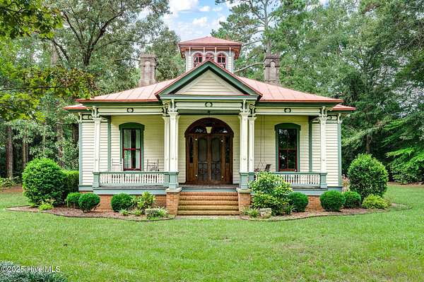 7.82 Acres of Residential Land with Home for Sale in Clinton, North Carolina