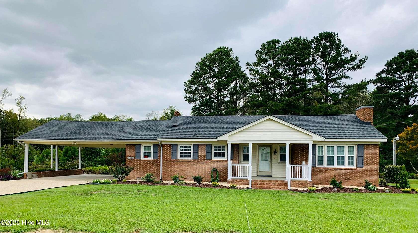 6.62 Acres of Residential Land with Home for Lease in Greenville, North Carolina