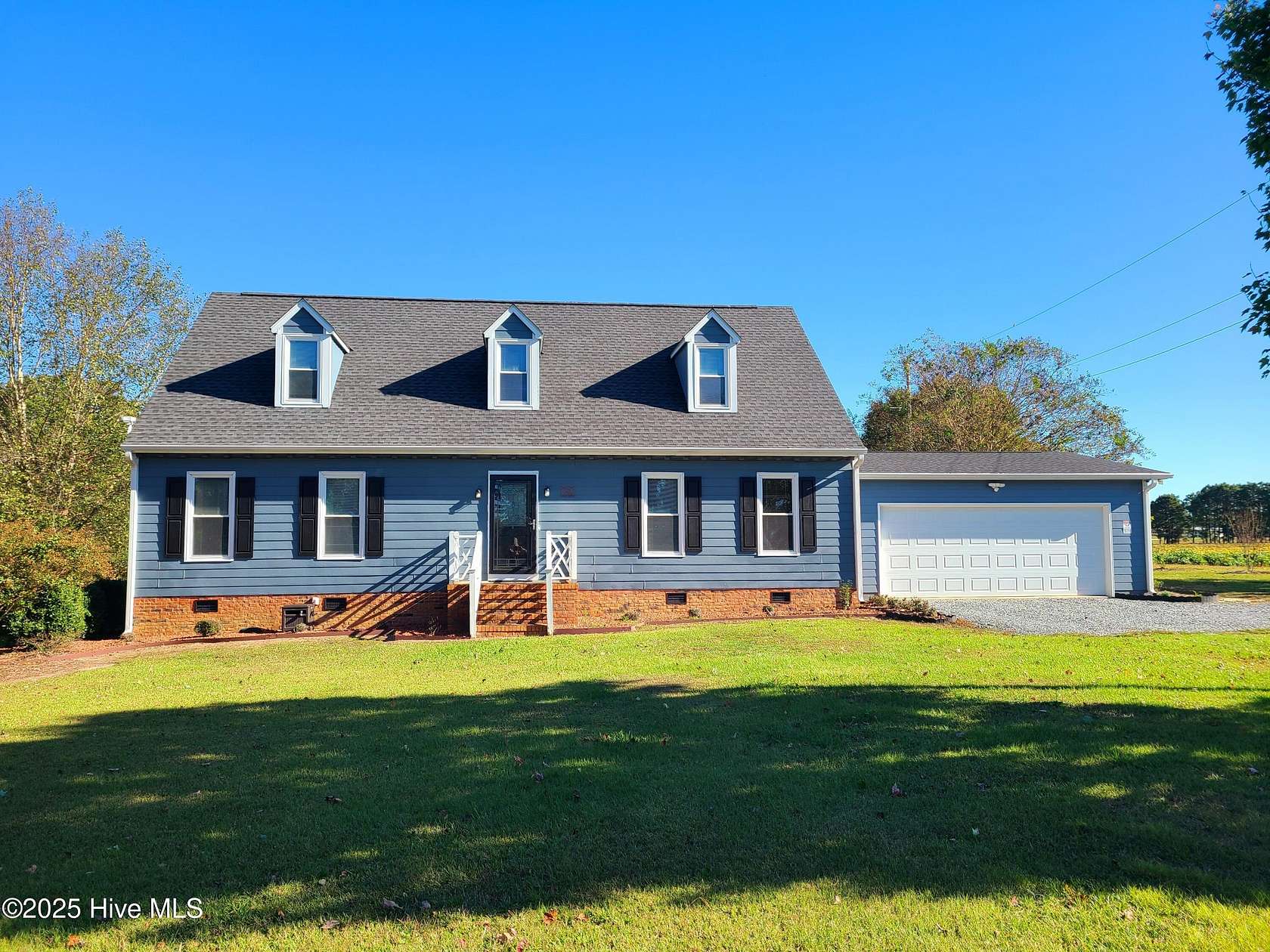 2 Acres of Residential Land with Home for Sale in Clinton, North Carolina