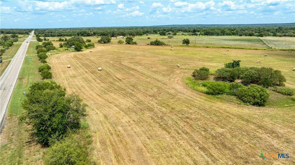 1.7 Acres of Residential Land for Sale in Lockhart, Texas