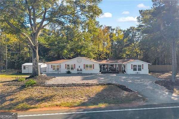 3.78 Acres of Residential Land with Home for Sale in Greenville, Georgia