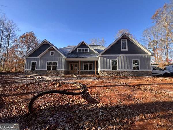 3.16 Acres of Residential Land with Home for Sale in Clarkesville, Georgia