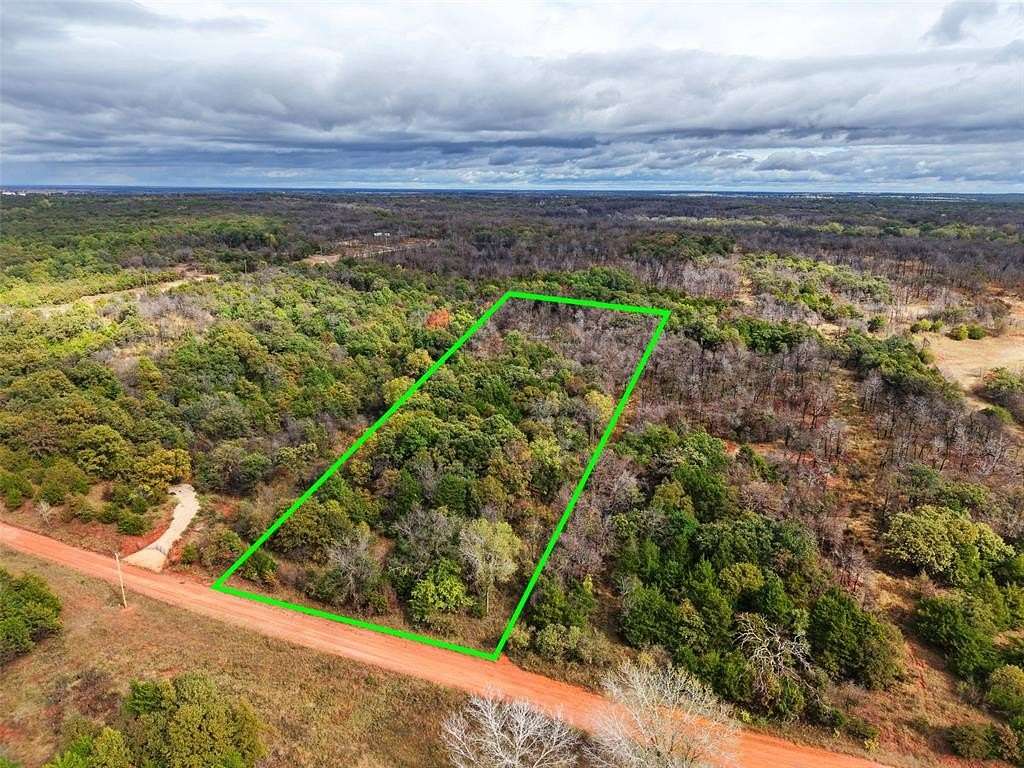 3.9 Acres of Residential Land for Sale in Wellston, Oklahoma