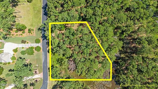 0.89 Acres of Residential Land for Sale in Oriental, North Carolina