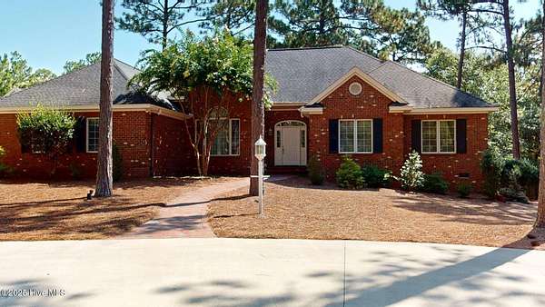 2 Acres of Residential Land with Home for Sale in Pinehurst, North Carolina