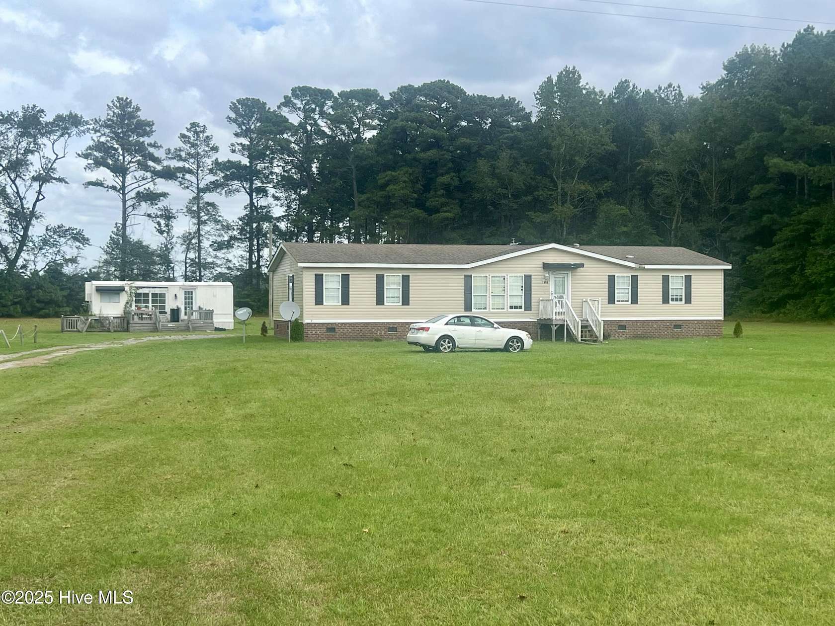 3 Acres of Residential Land with Home for Sale in Farmville, North Carolina