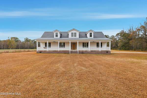 2 Acres of Residential Land with Home for Sale in Delco, North Carolina