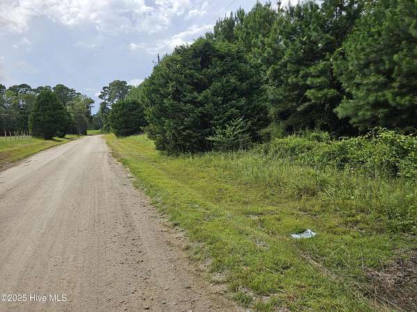 2.74 Acres of Residential Land for Sale in Loris, South Carolina