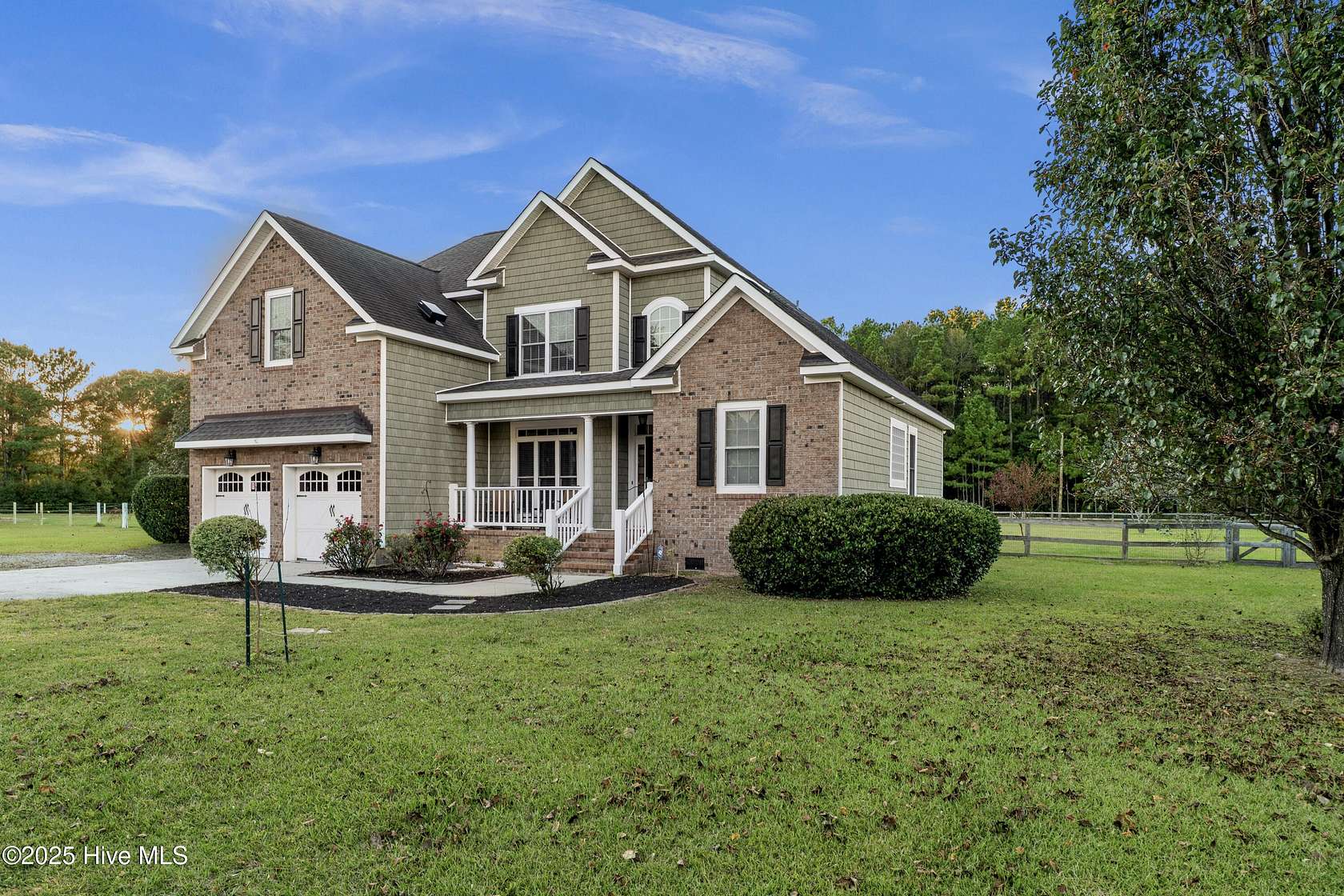 2.1 Acres of Residential Land with Home for Sale in Burgaw, North Carolina