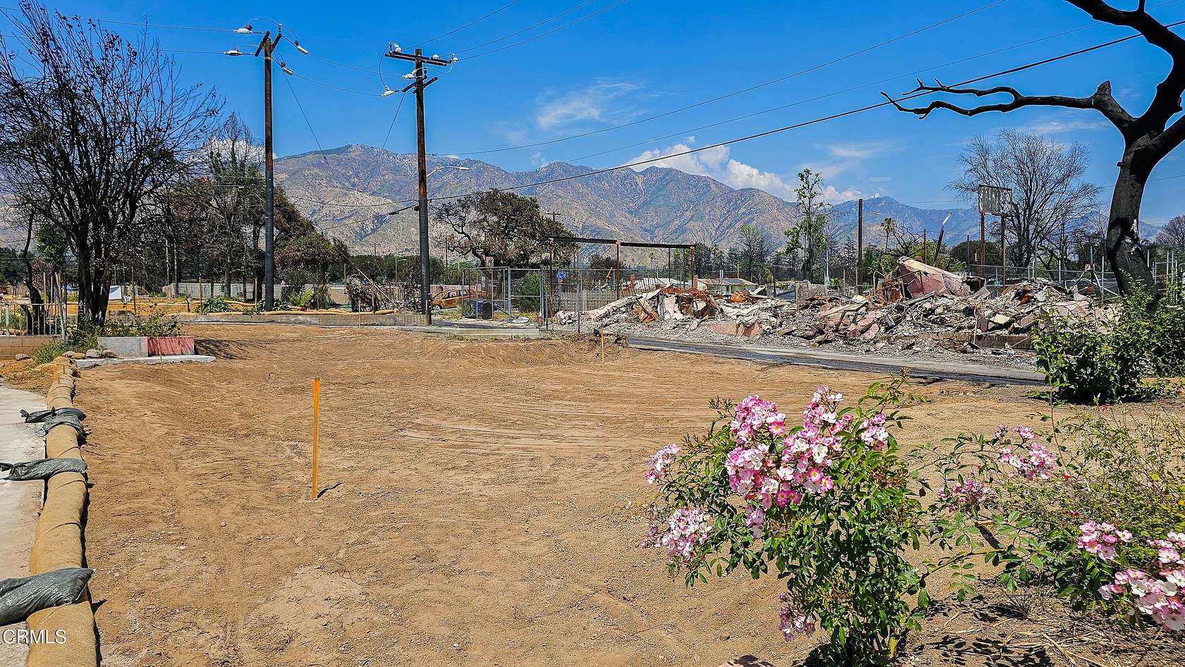 0.14 Acres of Residential Land for Sale in Altadena, California