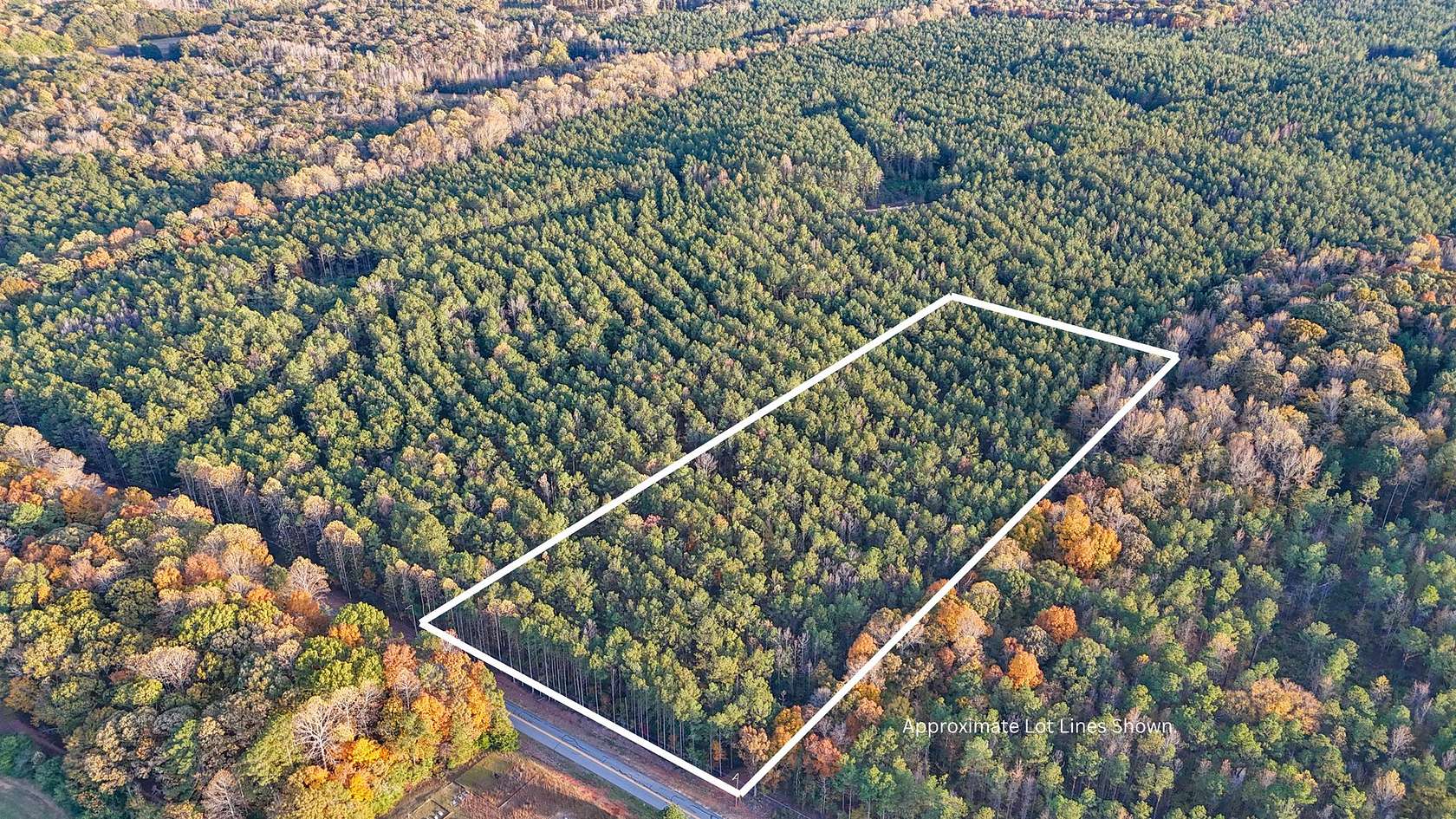 7 Acres of Land for Sale in La Fayette, Alabama