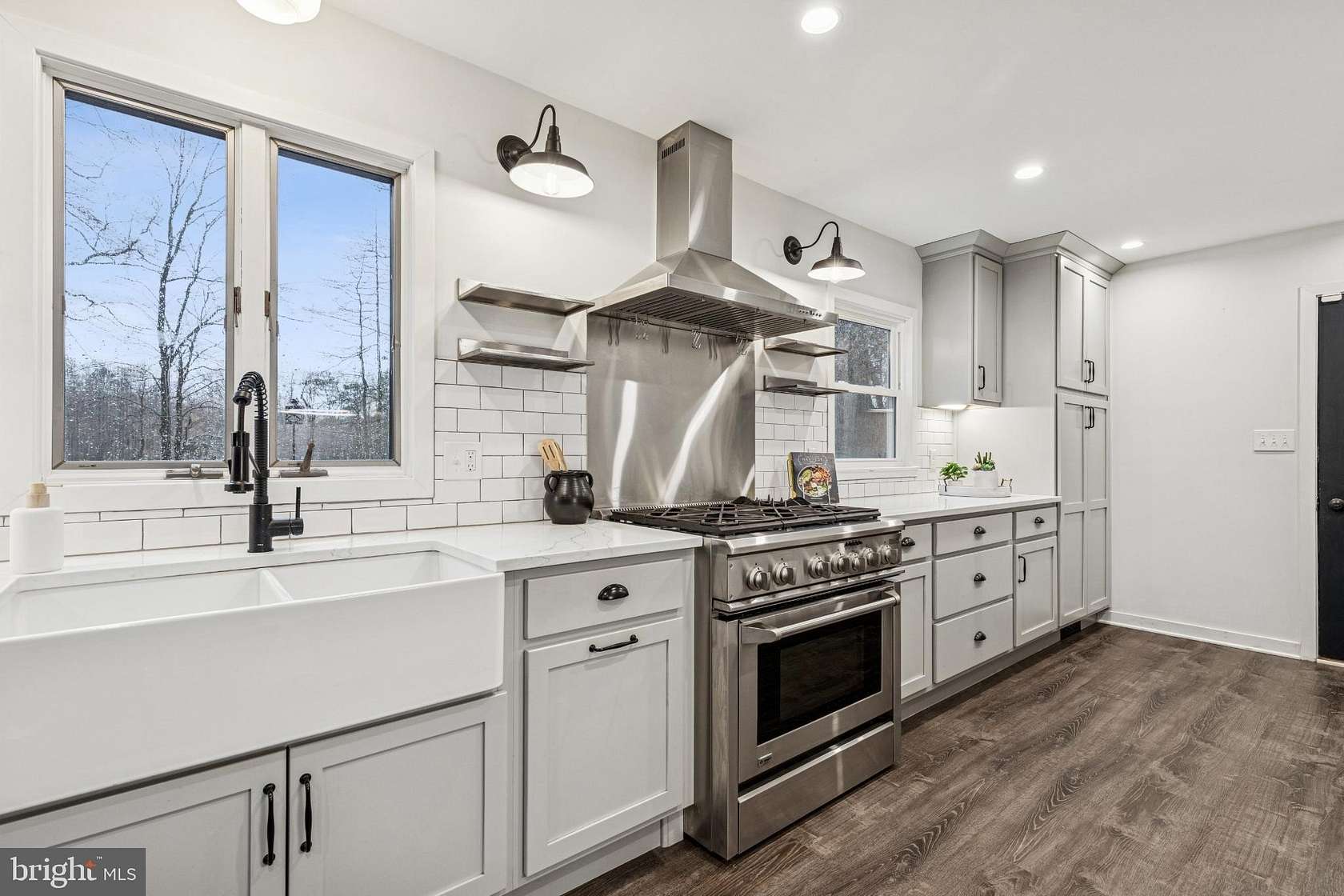 2.17 Acres of Residential Land with Home for Sale in Queenstown, Maryland