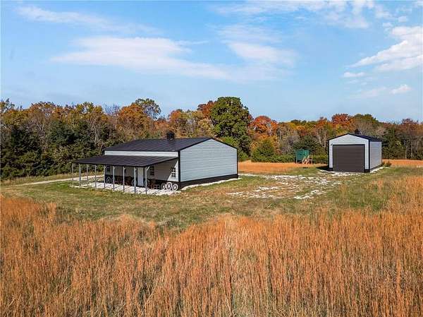 10 Acres of Recreational Land for Sale in Edgerton, Kansas