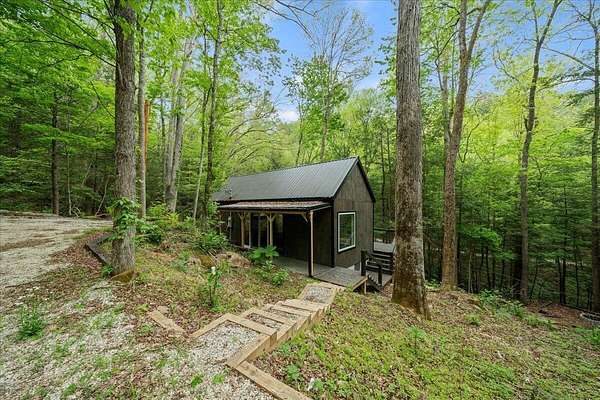 1 Acre of Land with Home for Sale in Campton, Kentucky