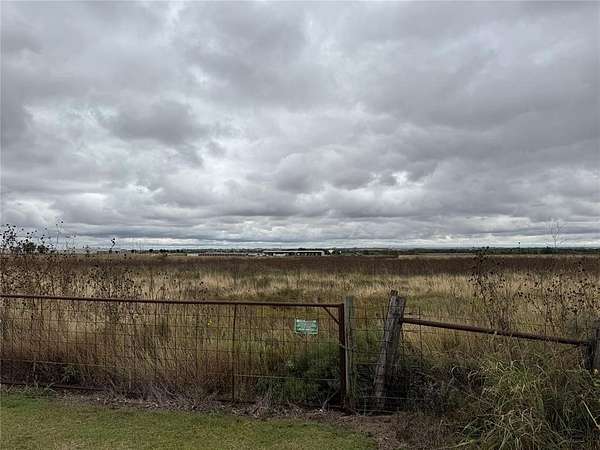 3 Acres of Land for Sale in Kingfisher, Oklahoma