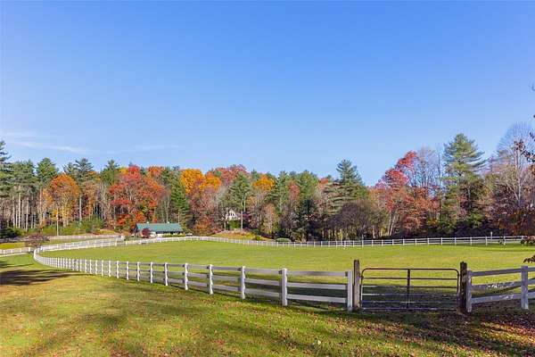 1.35 Acres of Residential Land for Sale in Highlands, North Carolina