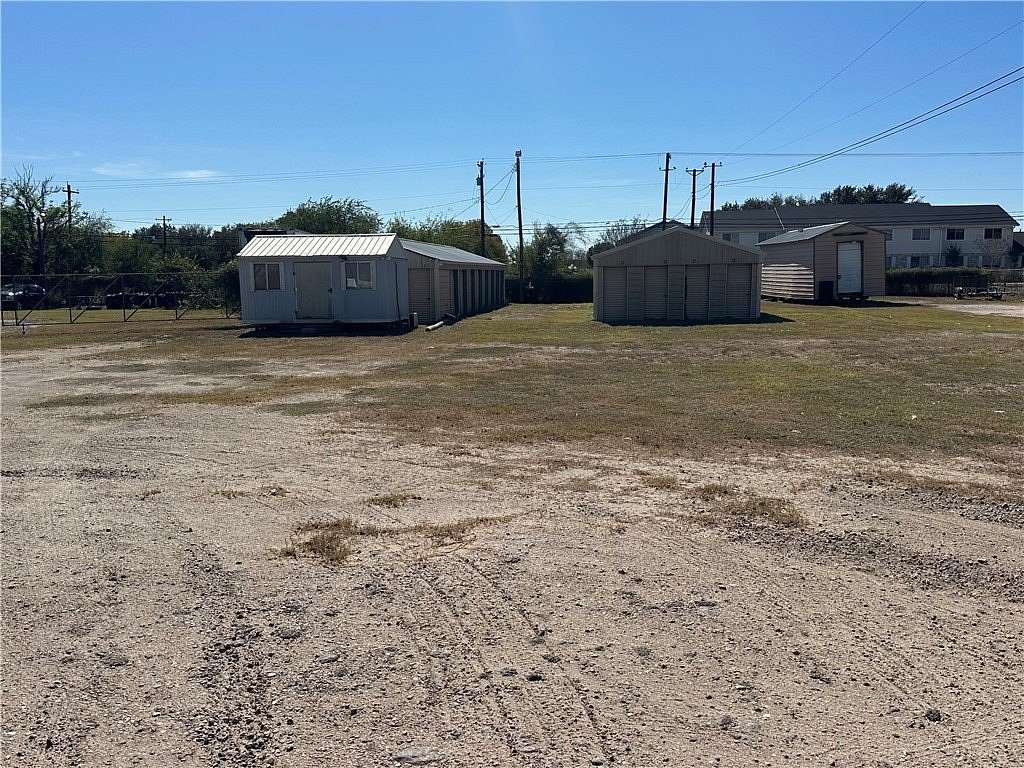 1.56 Acres of Improved Commercial Land for Sale in Falfurrias, Texas