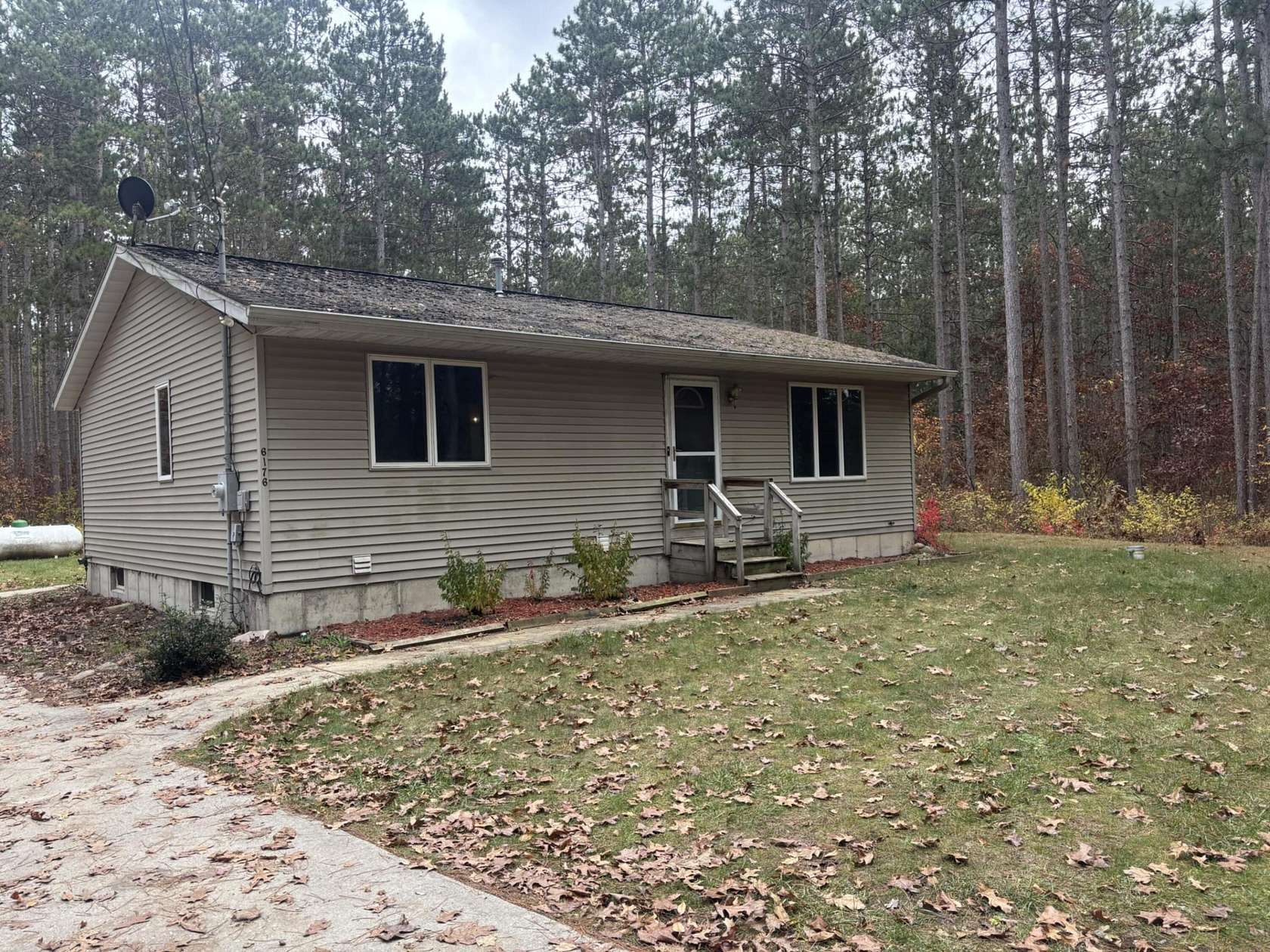 10 Acres of Recreational Land with Home for Sale in Newaygo, Michigan