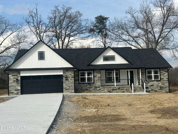 1.69 Acres of Land with Home for Sale in Crossville, Tennessee