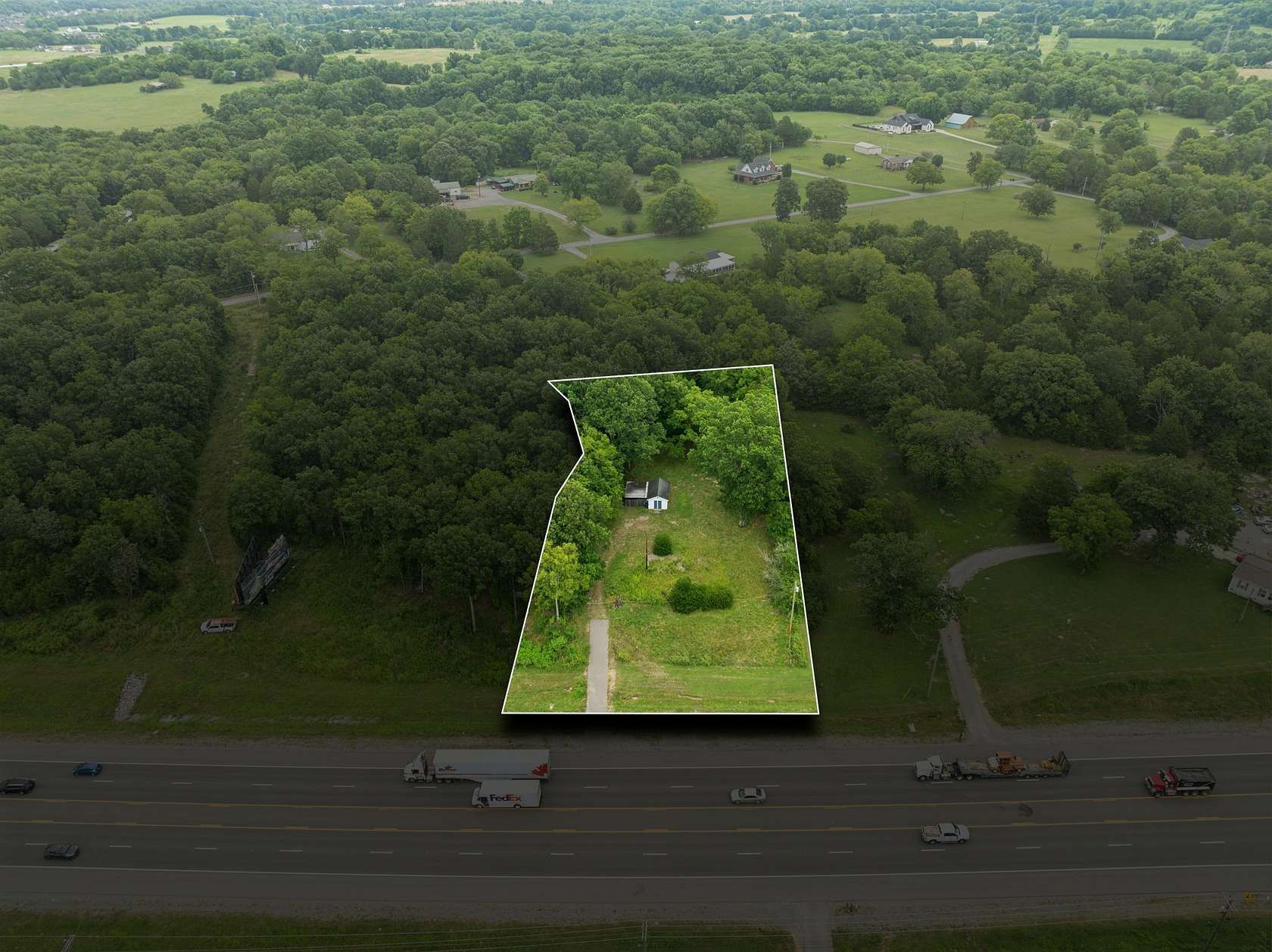 0.84 Acres of Mixed-Use Land for Sale in Lebanon, Tennessee