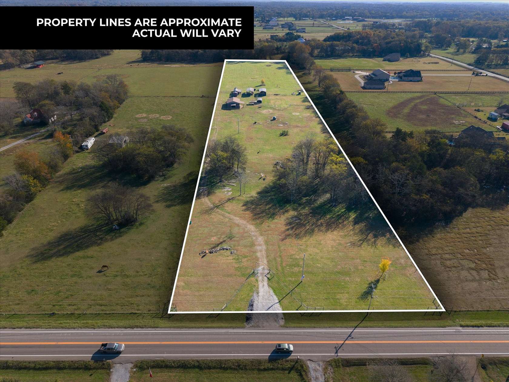 7.44 Acres of Residential Land with Home for Sale in Columbia, Tennessee