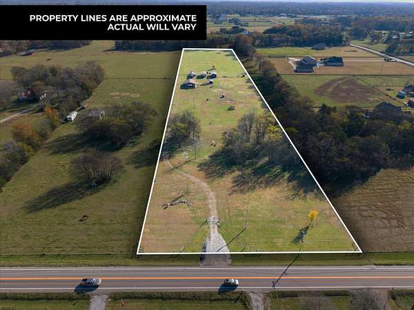 7.44 Acres of Residential Land with Home for Sale in Columbia, Tennessee