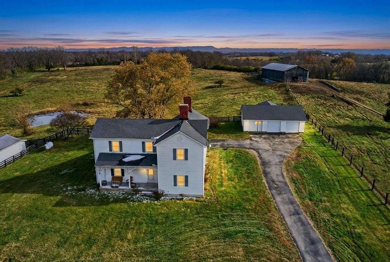 5 Acres of Land with Home for Sale in Winchester, Kentucky