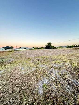 0.25 Acres of Residential Land for Sale in Lehigh Acres, Florida