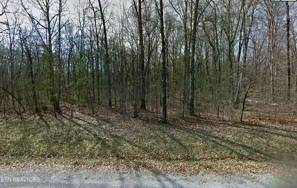 1 Acre of Land for Sale in Monterey, Tennessee