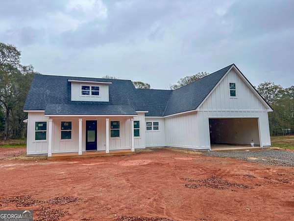 2.69 Acres of Residential Land with Home for Sale in Luthersville, Georgia