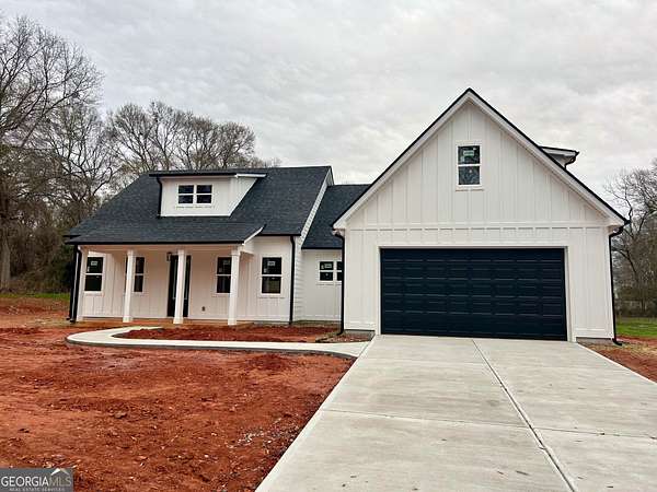 2.69 Acres of Residential Land with Home for Sale in Luthersville, Georgia