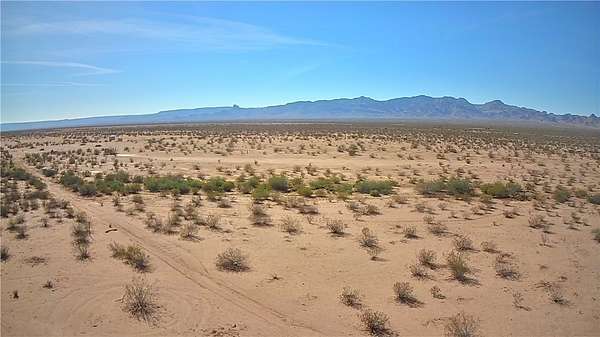 2.35 Acres of Land for Sale in Golden Valley, Arizona