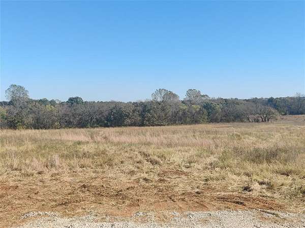 10.7 Acres of Land for Sale in Blanchard, Oklahoma