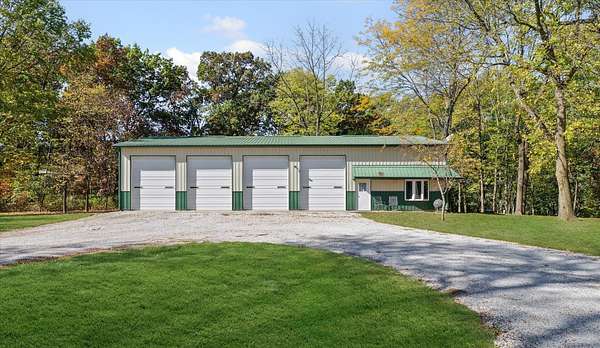 3 Acres of Residential Land with Home for Sale in Villa Grove, Illinois