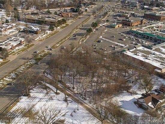 1.83 Acres of Residential Land for Sale in Bloomfield Township, Michigan