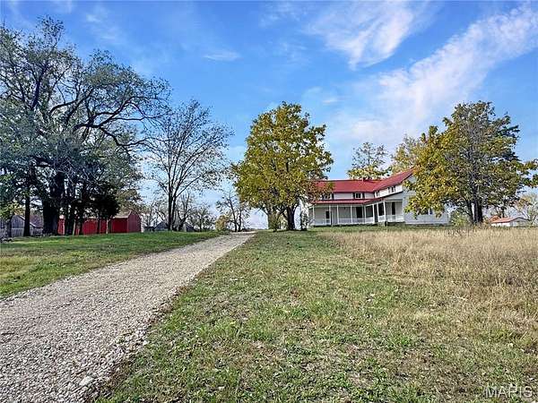 27 Acres of Land with Home for Sale in Washington, Missouri