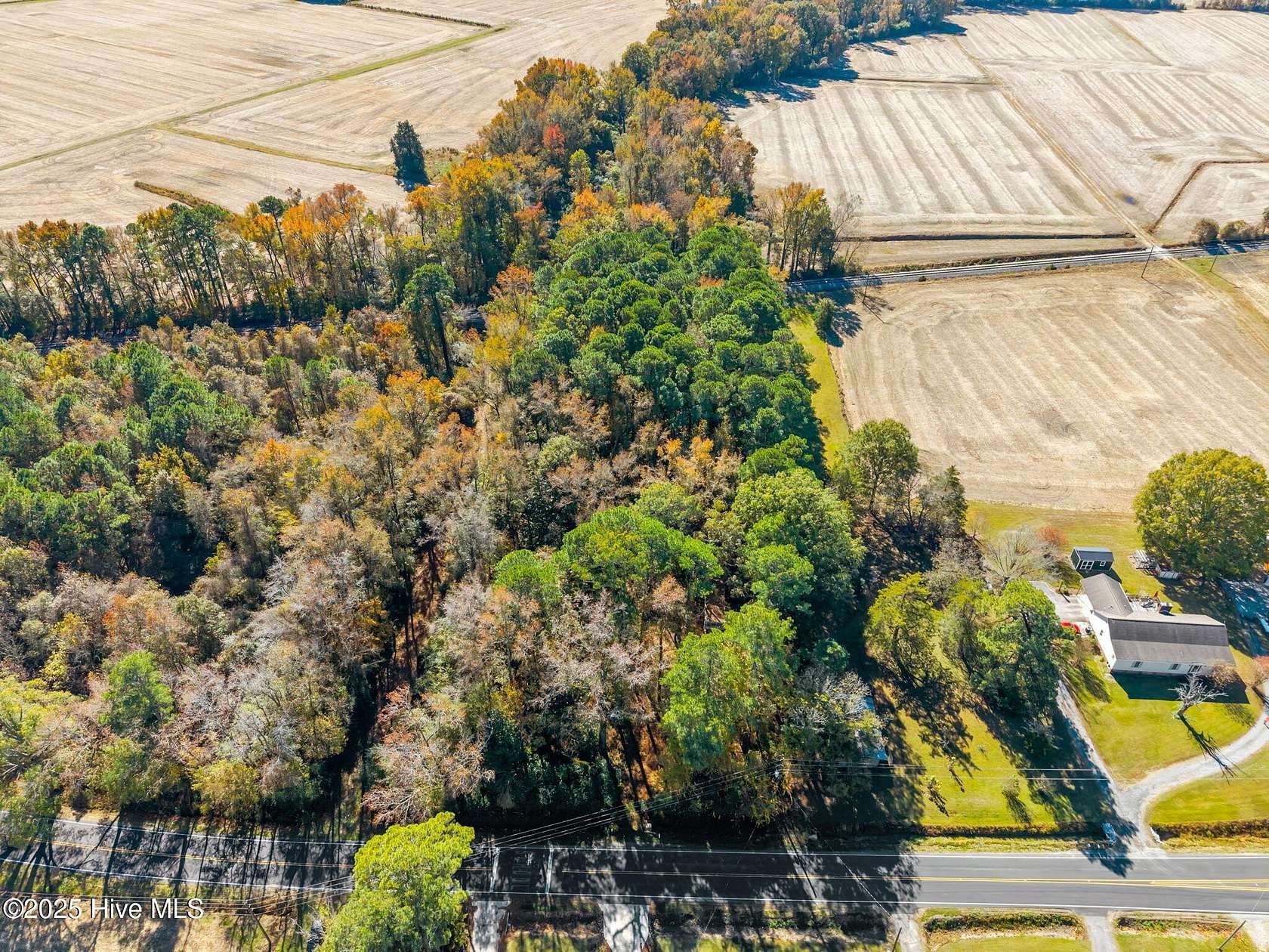 2.16 Acres of Residential Land for Sale in Farmville, North Carolina