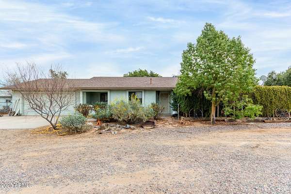 2 Acres of Residential Land with Home for Sale in Phoenix, Arizona