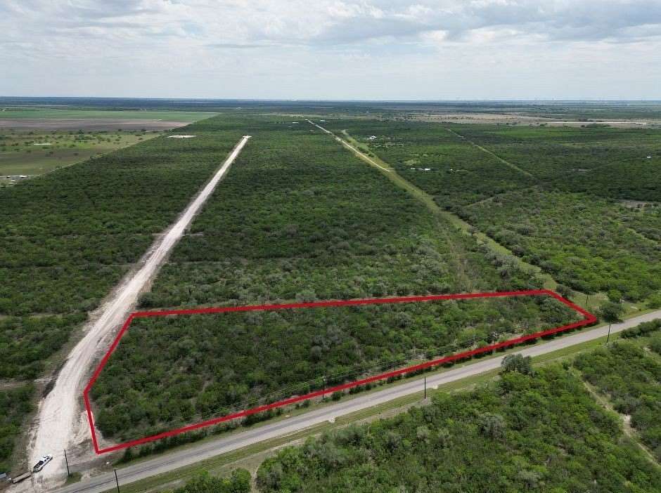 5 Acres of Residential Land for Sale in Skidmore, Texas