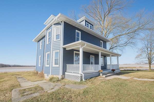 2.5 Acres of Residential Land with Home for Sale in Chadwick, Illinois