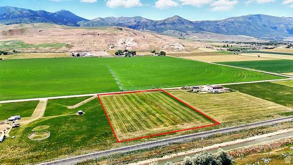 5 Acres of Residential Land for Sale in Clifton, Idaho