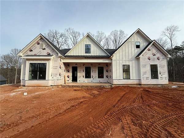 2 Acres of Residential Land with Home for Sale in Pendergrass, Georgia