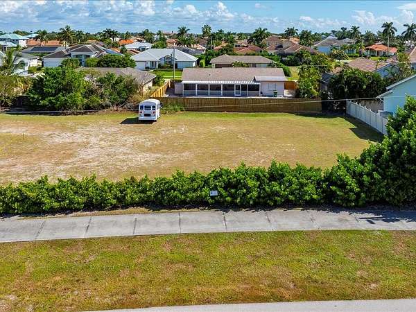 Residential Land for Sale in Marco Island, Florida
