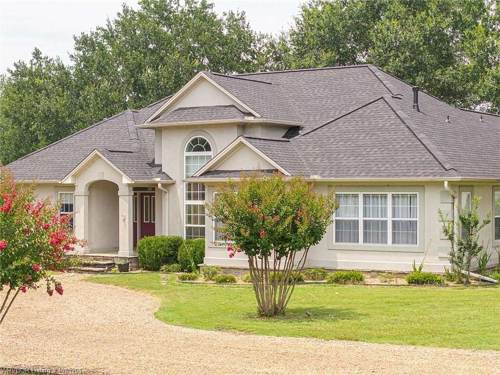 9.47 Acres of Residential Land with Home for Sale in Van Buren, Arkansas