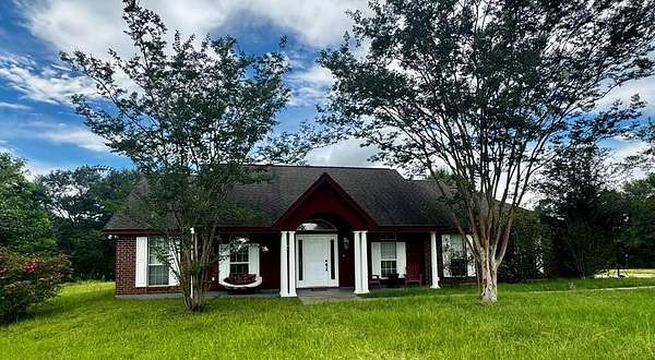 4.8 Acres of Land with Home for Sale in Picayune, Mississippi