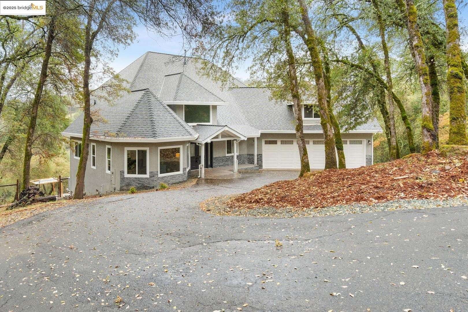 5 Acres of Residential Land with Home for Sale in Rescue, California