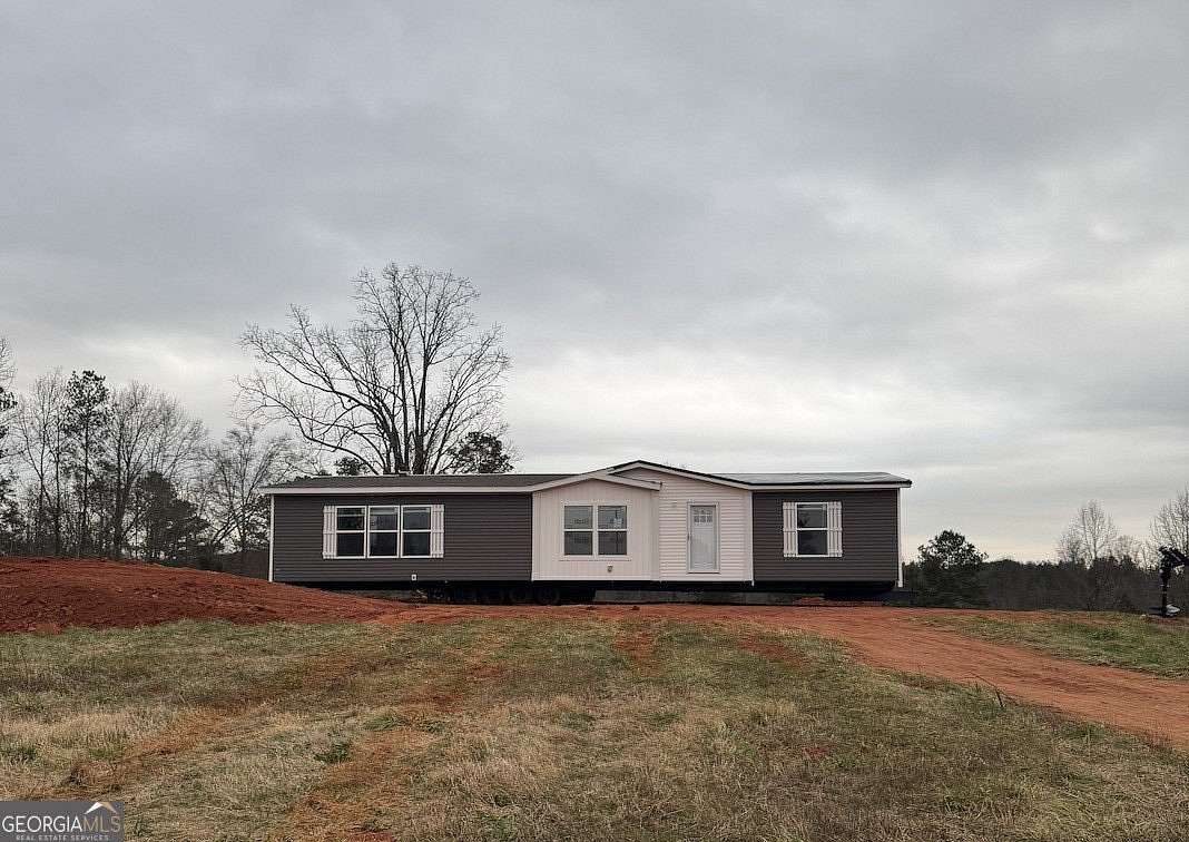 7.3 Acres of Residential Land with Home for Sale in Martin, Georgia